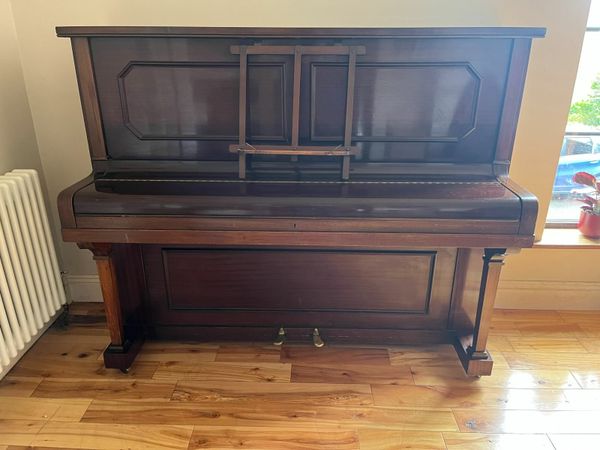 Waddington Upright Piano
