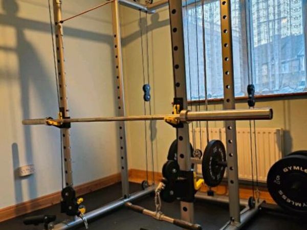 Functional trainer/ Power rack with weights