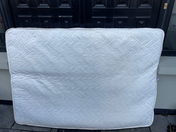 Good Clean 4 Ft 6 Double Mattress - Can Deliver