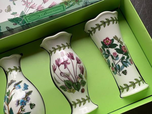 Portmerion bud vase set