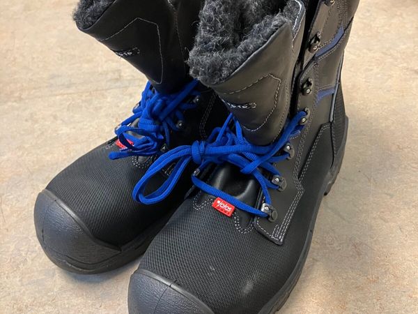 Winter work boots