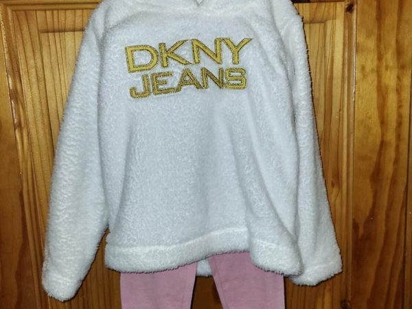 DKNY outfit brand new