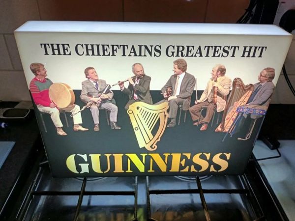 The chieftains light box