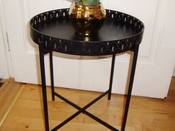 Metal decorative side tray table -black - NEW