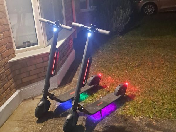 2 Electric skooters, Ninebot e45e