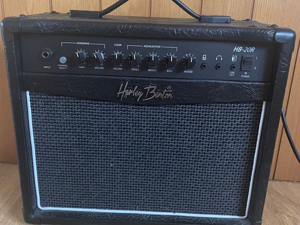 Harley Benton HB-20R Amplifier