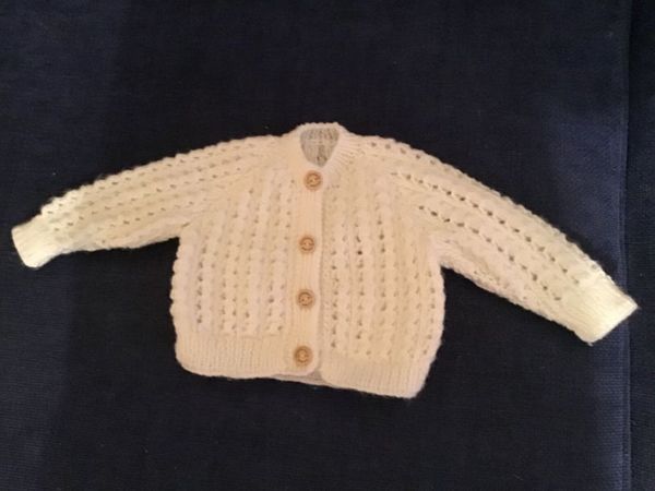White hand knitted Baby Cardigan NEW - Fits 0-3 months