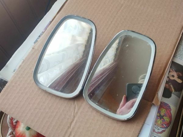 VINTAGE AUSTIN A40 wing mirrors