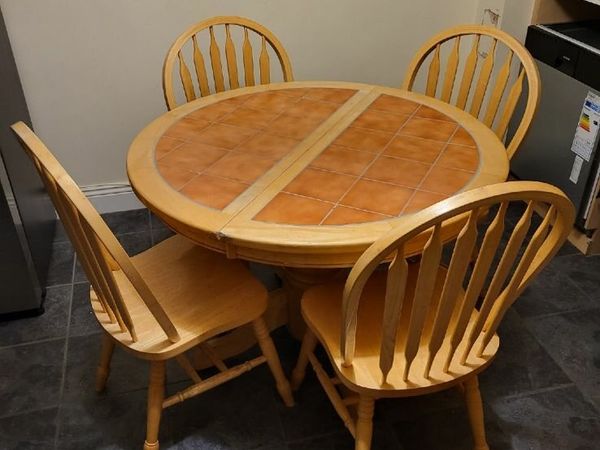 Dining table set with 6 chairs