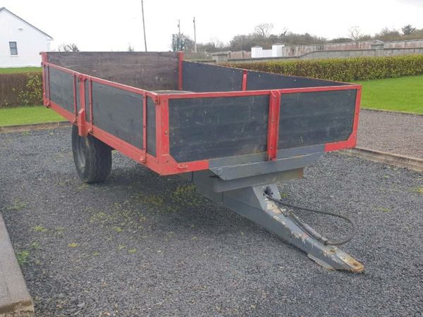 Trailer Tipping