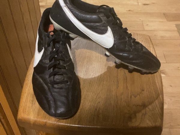Nike football boots 9 UK