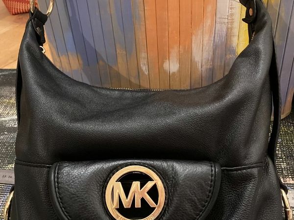 Genuine MICHAEL KORS Navy Leather Shoulder Bag
