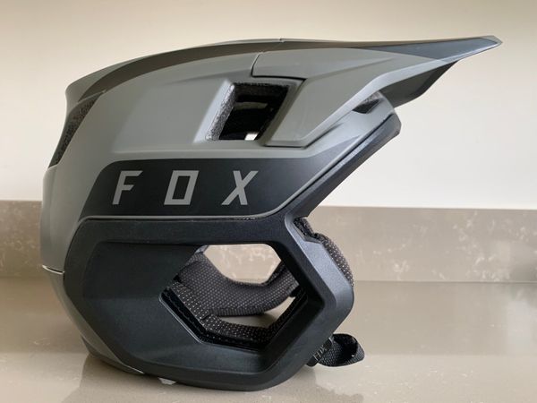 MTB FOX Helmet (Dropframe Pro)