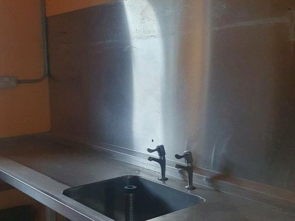 Commercial sink with back & shelf