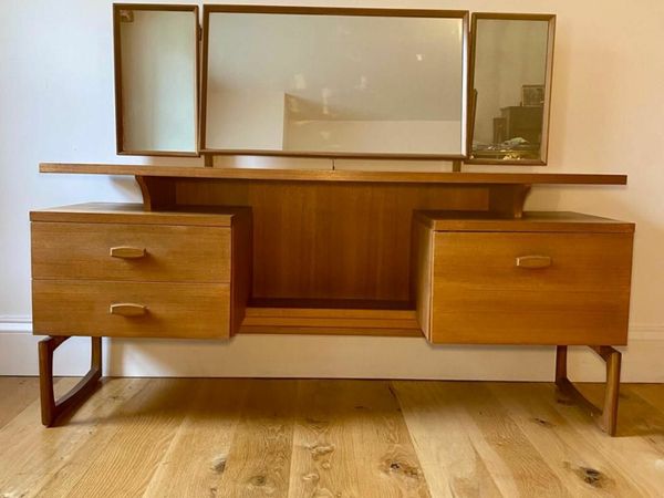 Done deal deals dressing table