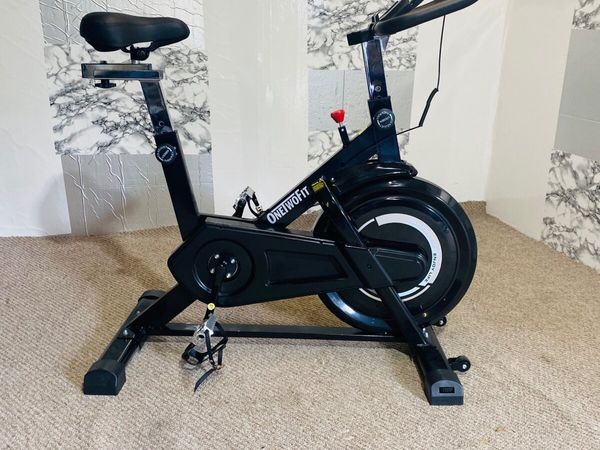 ONETWOFIT Indoor Exercise spin Bike