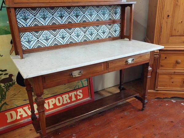 Victorian oak marble top wash stand