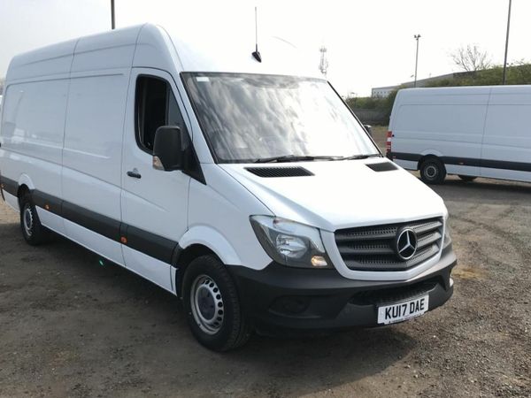 MAN AND VAN 24HR COLLECTIONS AND DELIVERYS