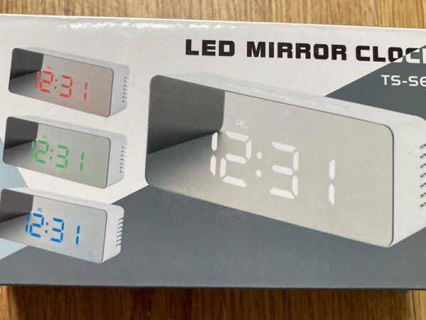 LED mirror clock white
