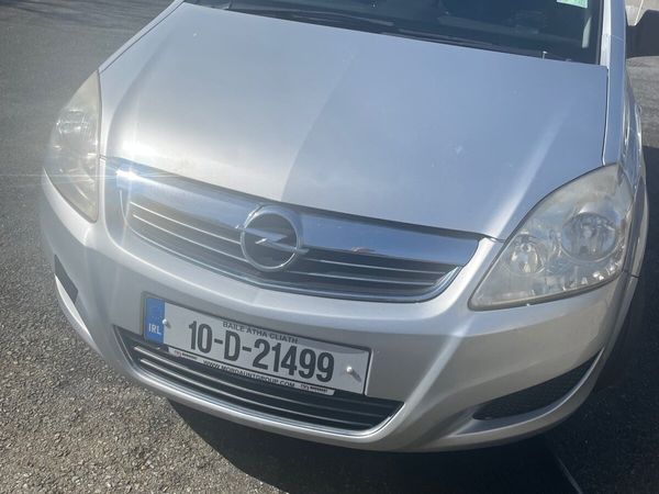 Opel Zafira MPV, Diesel, 2010, Silver