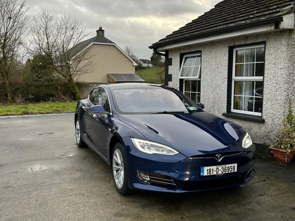 Tesla MODEL S Hatchback, Electric, 2018, Blue