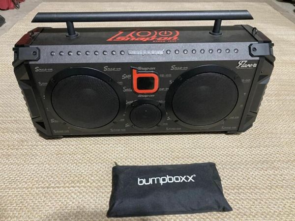 BumpBoxx Flare 8 Bluetooth Speaker