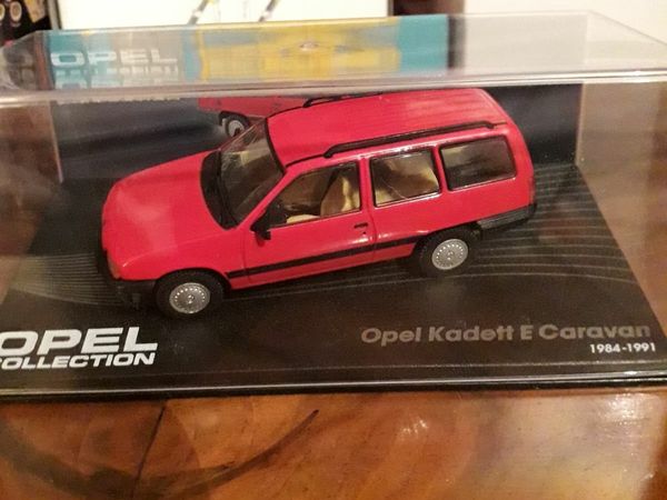 Corgi Opel Kadett Caravan
