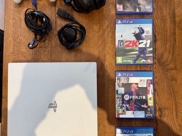 PS4 Pro with games