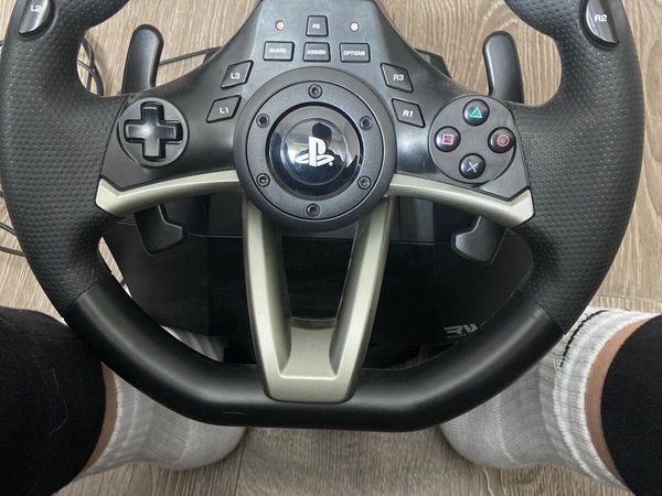 Game steering wheel