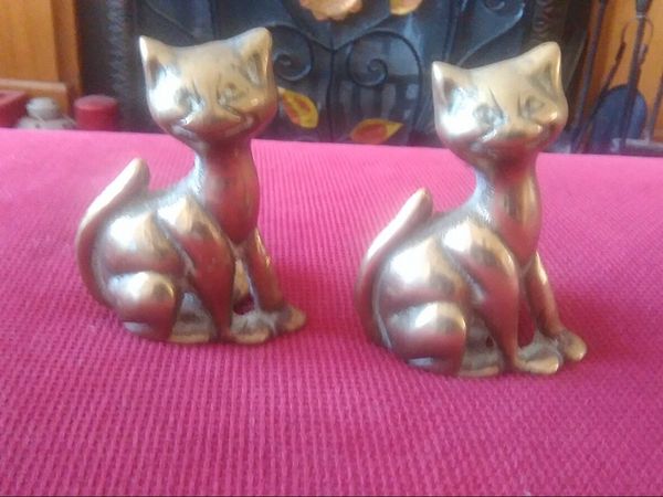 a Pair of Cat Candlesticks Golden Ashtray