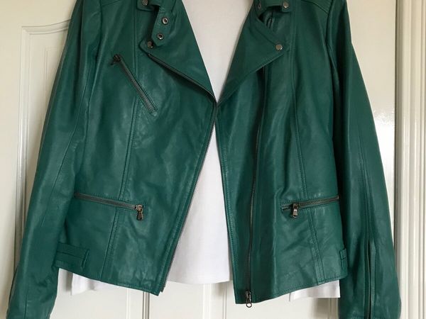 Ladies leather jacket 14 = 40inch **NEW**
