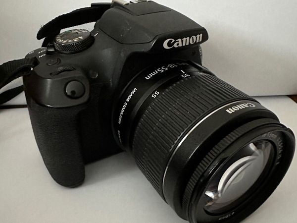 Canon eos 2000d + 18-55 EF-S IS
