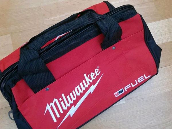Milwaukee 16' Canvas Tool Bag