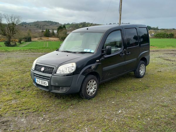 Fiat Doblo 2010