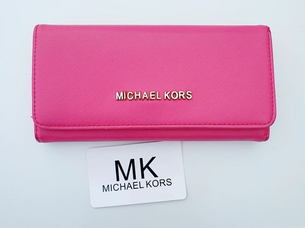 Michael kors baby pink