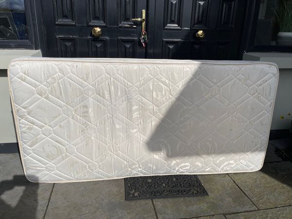 Very Thick Single Mattress In Great Condition