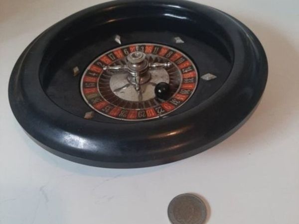 Small roulette wheel