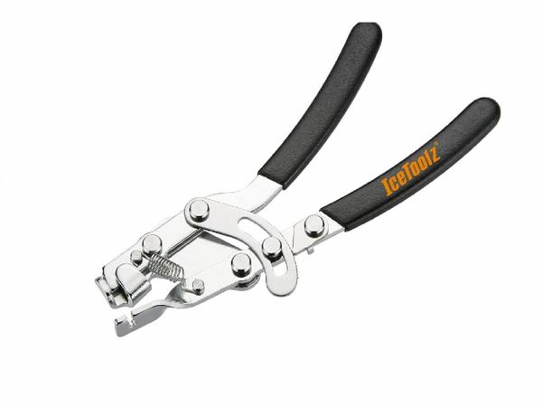 IceToolz Fourth Hand Cable Puller