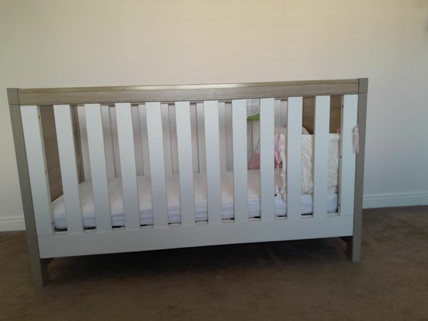 Cot /Toddler bed