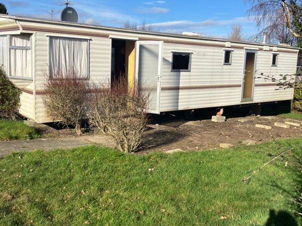 Lovely clean 3 bed mobile home for sale