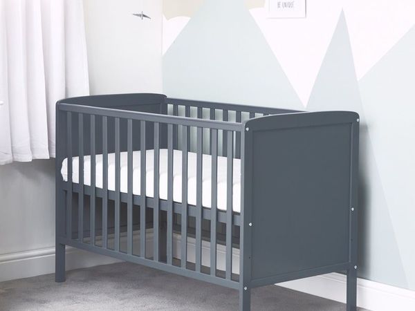 Cot (0-3yrs)