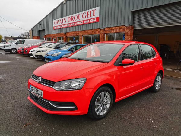 Volkswagen Polo Hatchback, Petrol, 2016, Red