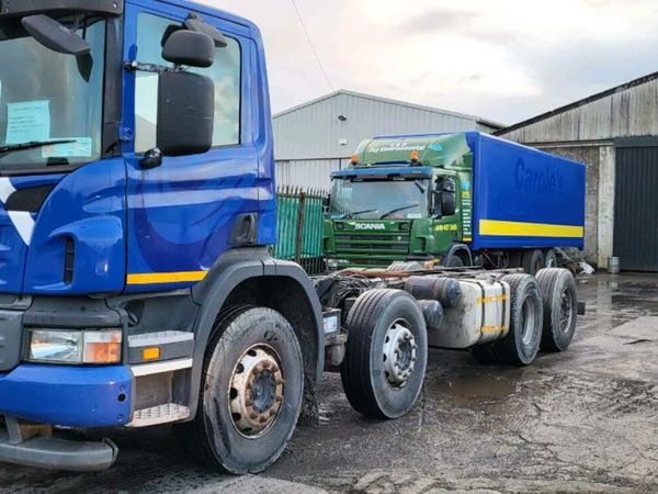 Scania p400 chassis and cab
