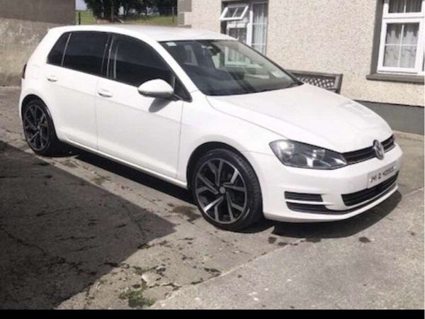 Vw golf  (2 years nct )