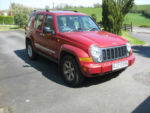 Jeep Cherokee SUV, Diesel, 2006, Red