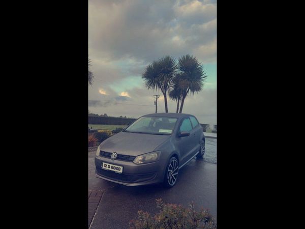 2012 VW Polo (LOW MILAGE)