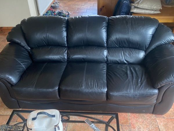 leather sofa dye black