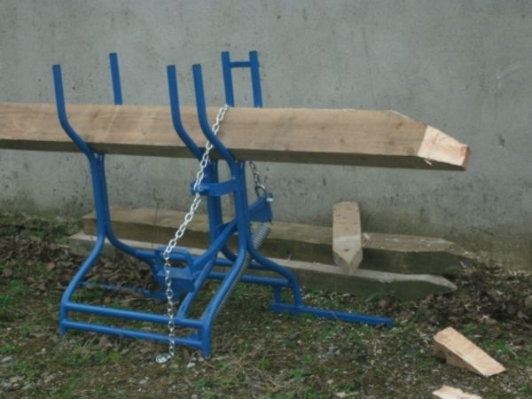 Log holder/32 COUNTY DELIVERY NEXT DAY/Saw horse