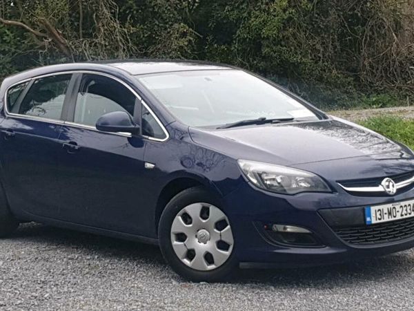 2013 OPEL ASTRA EXCLUSIVE