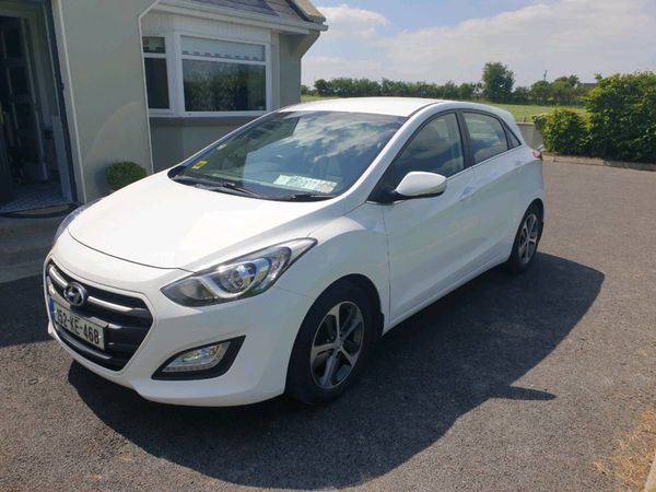 Hyundai Deluxe i30 *New NCT* AUTOMATIC